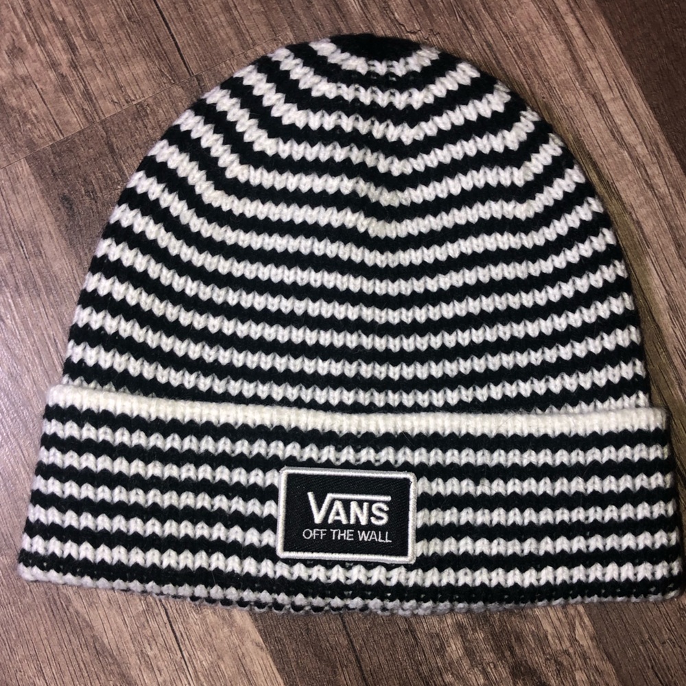 Vans Falcon logo Beanie Black/White Stripes Ribbed Knit cuff Y2K Skater beanie